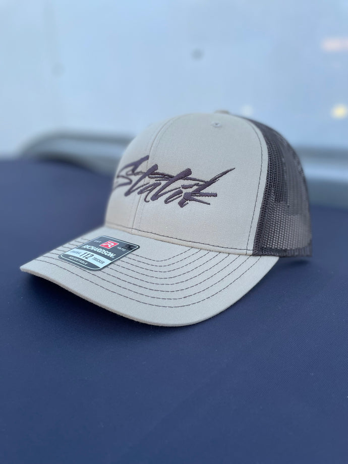 CREAM STATIK HAT