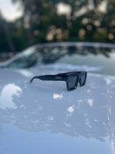 Load image into Gallery viewer, STATIK SUNGLASSES
